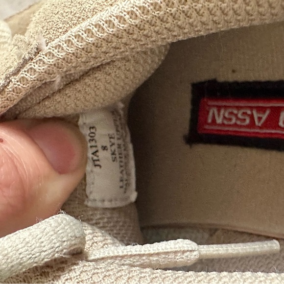 U.S. Polo Assn. Women’s Sneakers Size 8 Beige Suede Retro Casual Shoes - Picture 5 of 8